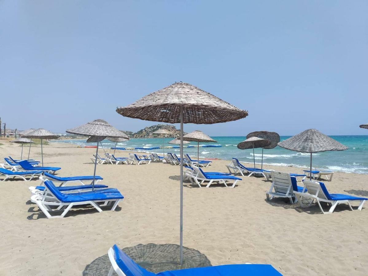 Sunrise Beach Club Gastria Eksteriør billede