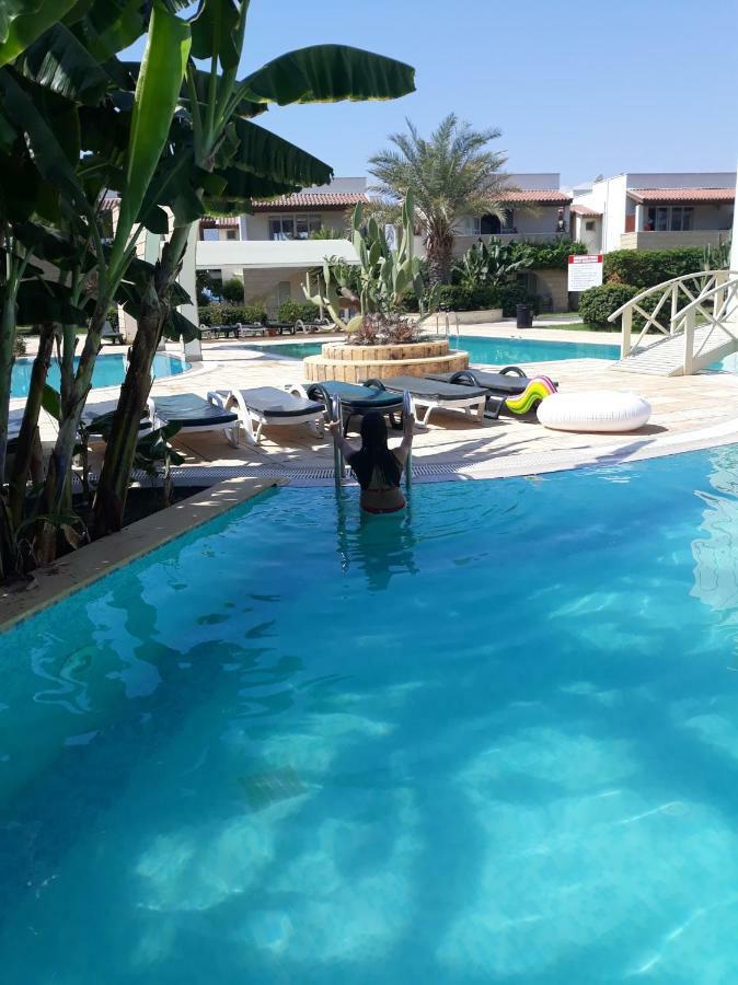 Sunrise Beach Club Gastria Eksteriør billede