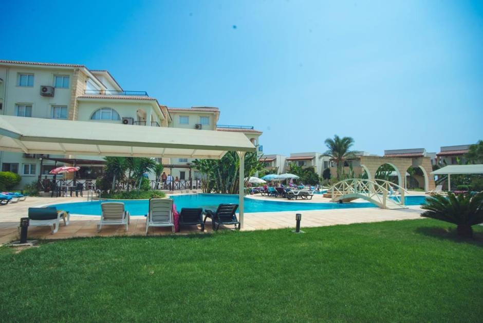 Sunrise Beach Club Gastria Eksteriør billede
